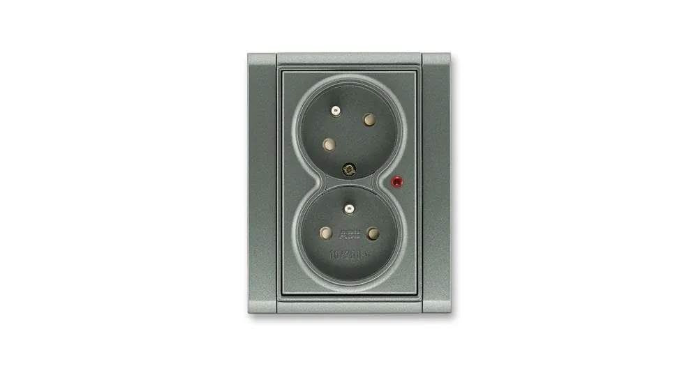 ABB 5593F-C02357 34 Time® Zásuvka dvojnásobná s ochrannými kolíky, s clonkami, s natočenou dutinou, s ochranou před přepětím, antracitová Sleva