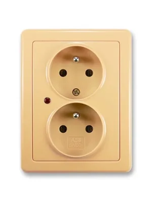 ABB 5592G-C02349 D1 Swing® Zásuvka dvojnásobná s ochrannými kolíky, s ochranou před přepětím, béžová Tovární Cena