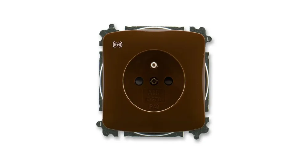 ABB 5589A-A02357 H Tango® Zásuvka jednonásobná s ochranným kolíkem, s clonkami, s ochranou před přepětím, hnědá Odeslání Ihned
